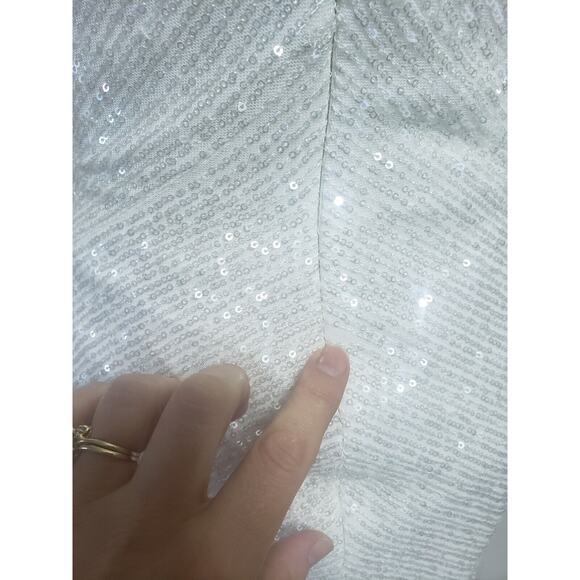 La Femme White Sequin Bodycon One Shoulder Gown sz 6 Fairy Whimsicle Romantic - Picture 10 of 11